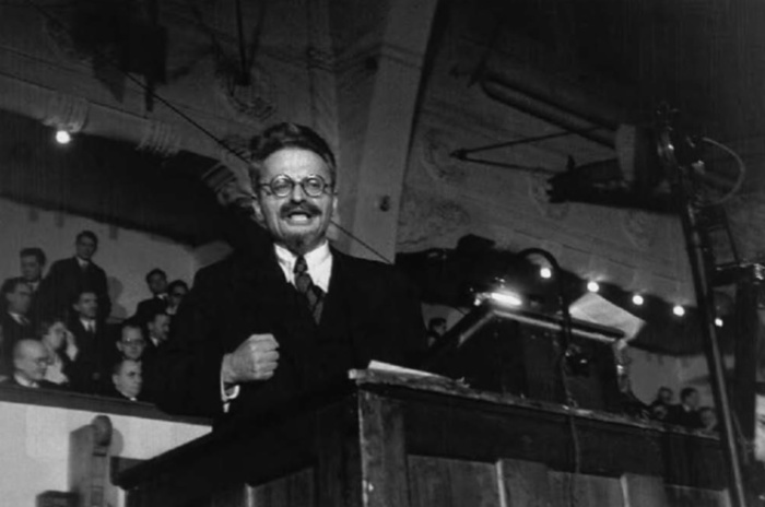 [Video] Discurso de Trotsky frente al ascenso de Hitler
