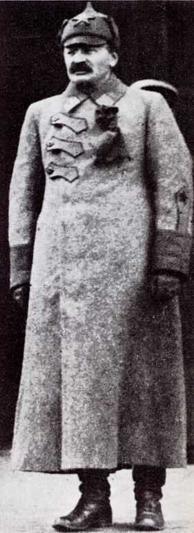 En la guerra civil de uniforme, 1918.