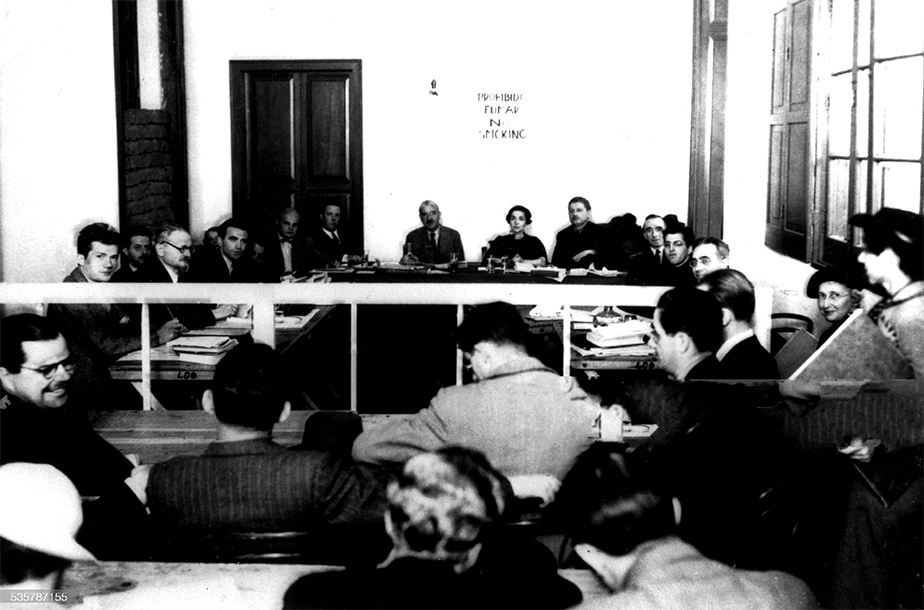 Vista general de la Comisión presidida por John Dewey para investigar las difamaciones de los Juicios de Moscú. 