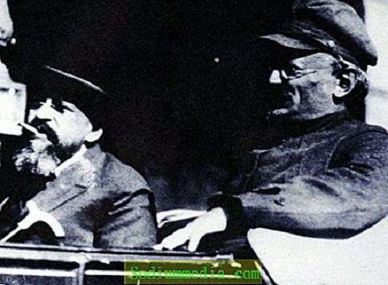 Trotsky junto a su amigo y oposicionista Adolf Joffe