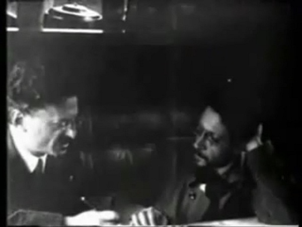 Trotsky y Sverdlov, 1918